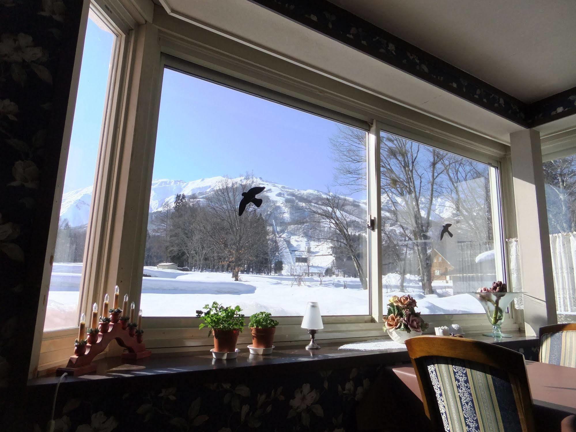 Heidihof Hotel Hakuba Exterior photo